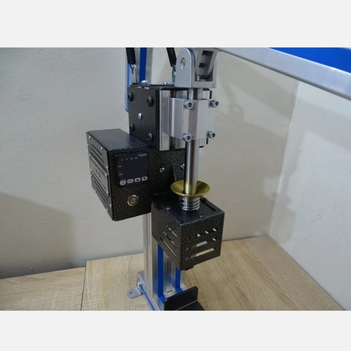 Jual Manual injection molding machine for plastic 110 220V ( 1 PCS ) Shopee Indonesia