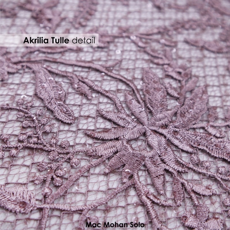 [NEW ARRIVAL] AKRILIA TULLE 3D WITH SPANGLE EMBRODERY TILE DENGAN PAYET DESAIN TIMBUL UNTUK KEBAYA / BRIDESMAID / DRES / GOWN SATIN VELVET MAXMARA ROBERTO BY MACMOHAN PER 0.5M