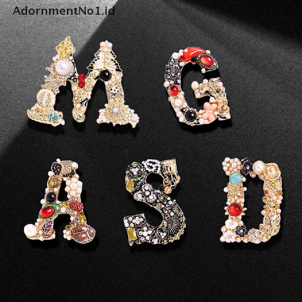 [AdornmentNo1] Vintage Berlian Imitasi Huruf Enamel Mutiara Imitasi Bros Wanita Baroque Alphabet Inisial Pin Fashion Perhiasan Hadiah [ID]