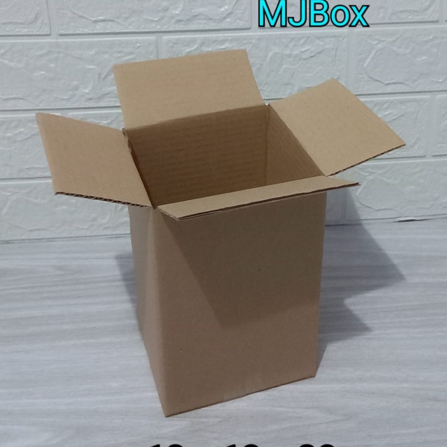 

kardus karton box Uk. 13x13x20 cm .....ST