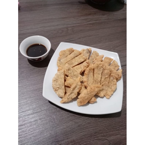 

pempek krispi (isi 10)free 1 botol cuka