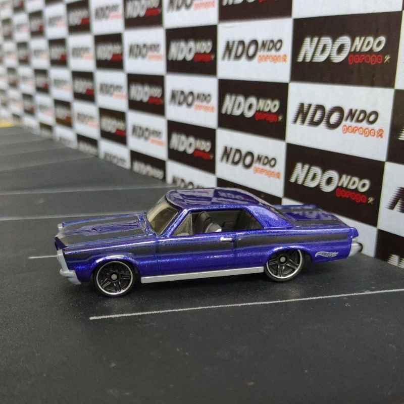 Hot Wheels '65 Pontiac GTO Dark Blue New Loose Giftpack 2022