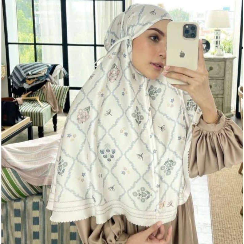 bergo vanilla hijab preloved