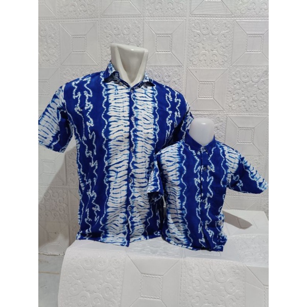 BATIK LENGAN PENDEK/BATIK PRINTING WARNA BIRU/BAJU BATIK LENGAN PENDEK/BATIK SERAGAM SEKOLAH