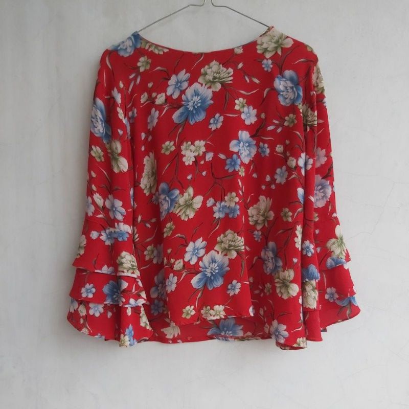 atasan bunga-bunga PL