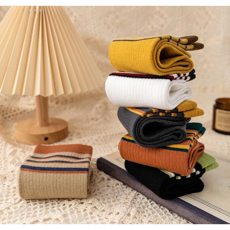 Kaos Kaki Wanita Japanese Retro Autumn Women Socks SCH040