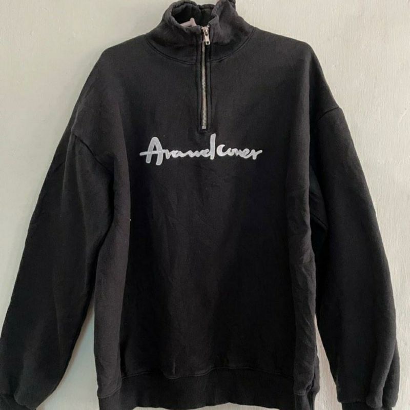 Preloved Crewneck Black ACOVER