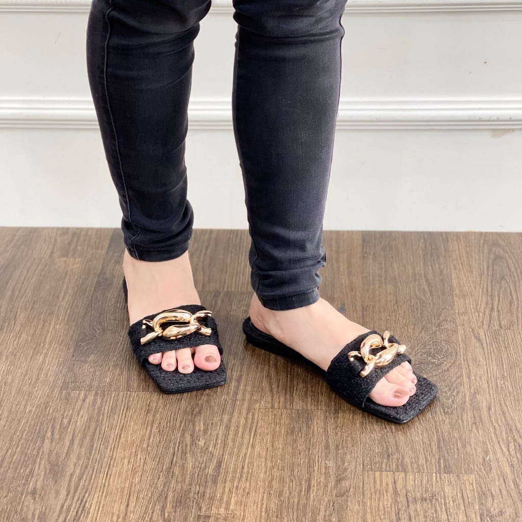 SANDAL WANITA ZS-3824 FLAT BLACK