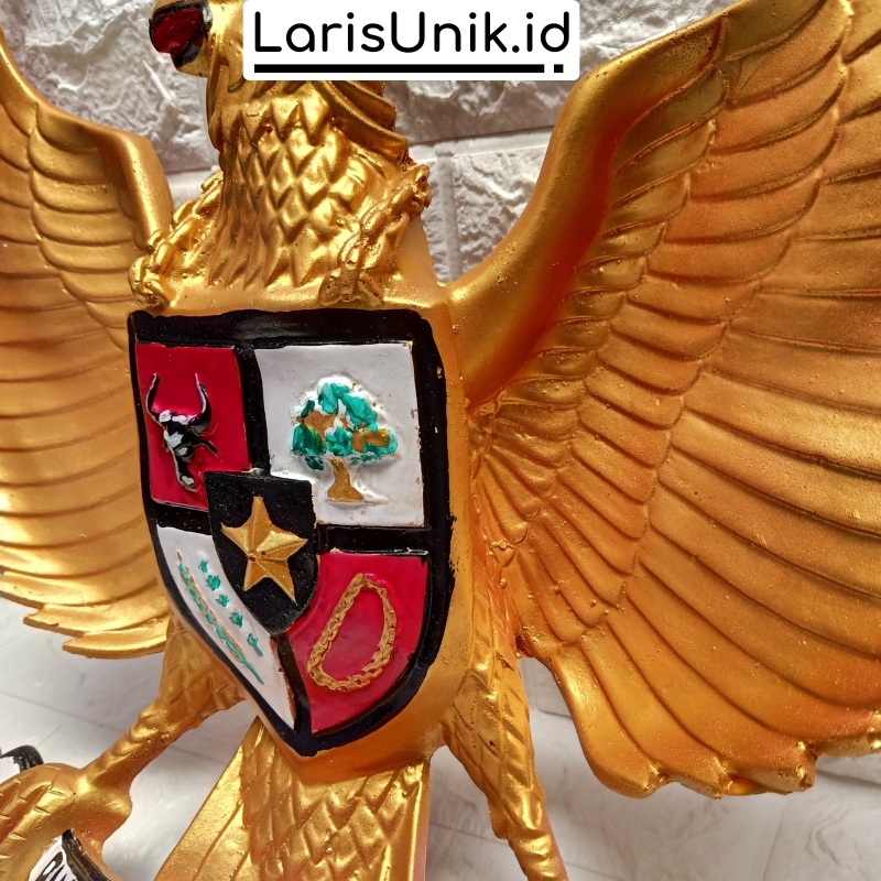 Hiasan Dinding Garuda Pancasila Lambang Negara 3 Dimensi Fiber Logo Burung Garuda Gold Timbul Cekung