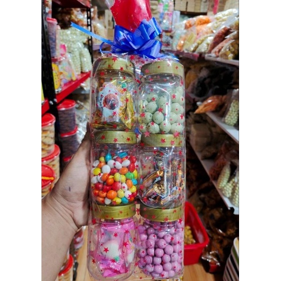 

Paket Parsel Coklat 6 Toples | Hampers Lebaran | Hampers Ulang Tahun