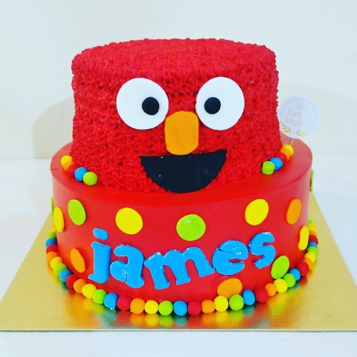 

Cake Elmo 2 Tier