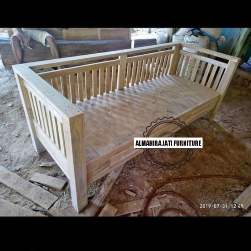 Bangku bale bale Jati motif jari jari polos Minimalis