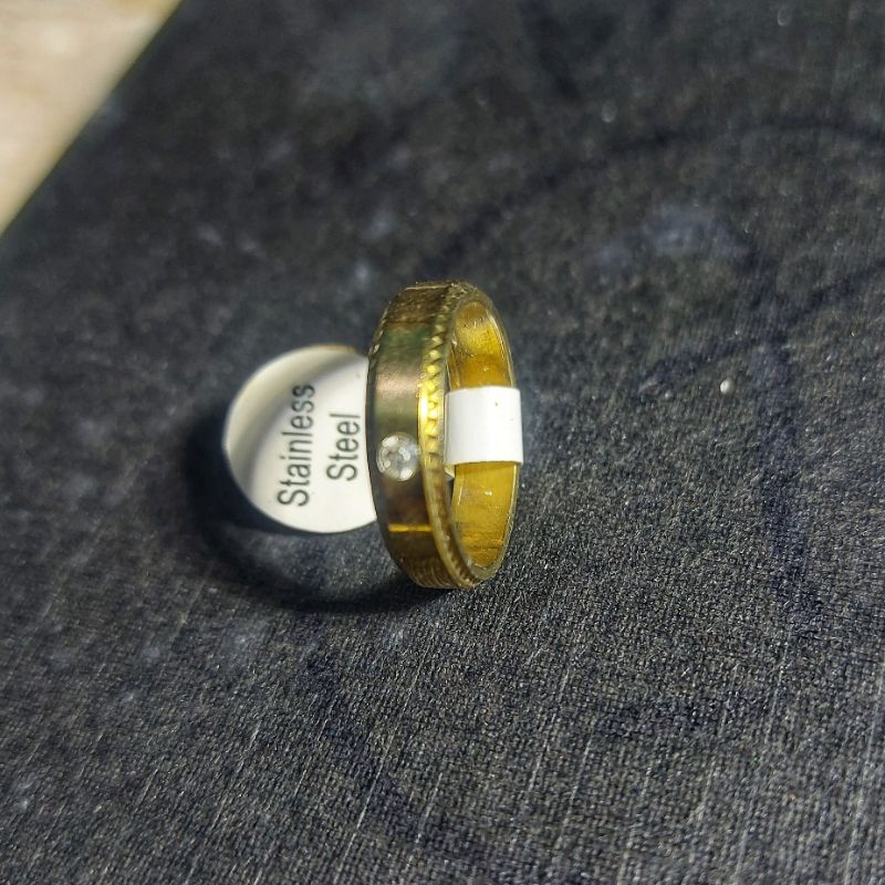 4s Grosir Solo || Cincin Titanium aksen permata warna gold
