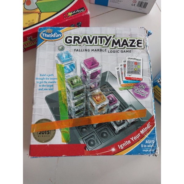 Thinkfun gravity maze preloved