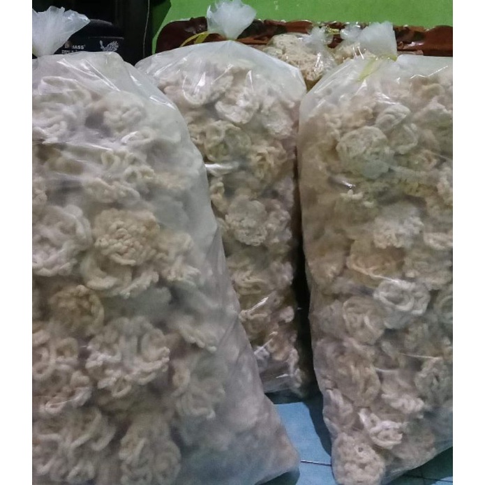 

Kerupuk Lembak Palembang