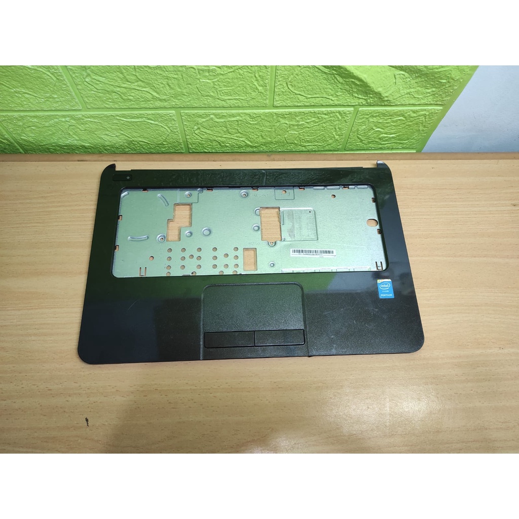 Frame Keyboard Palmrest Laptop HP 14 14-r021TU