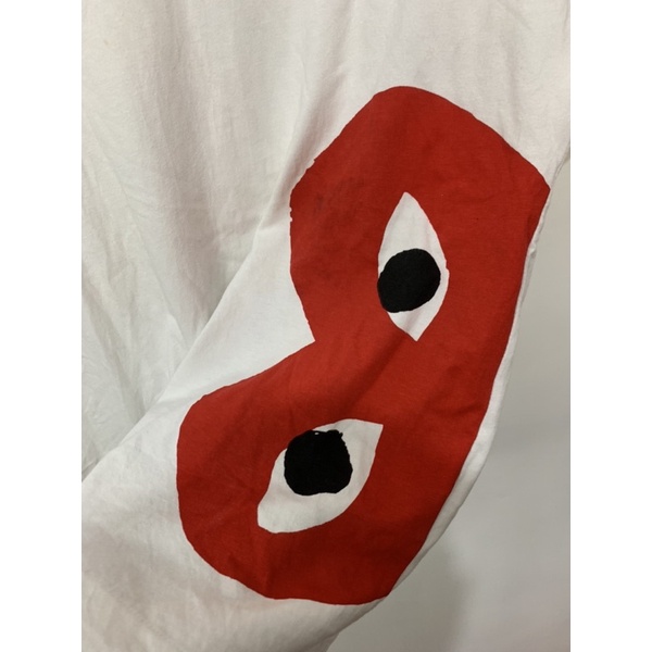 Kaos CDG PLAY