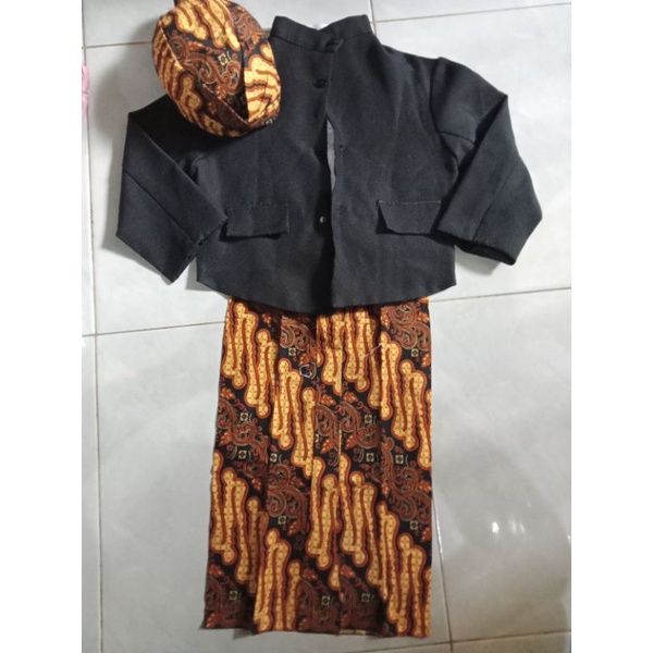 Preloved Beskap baju adat jawa anak laki laki 2-3 tahun