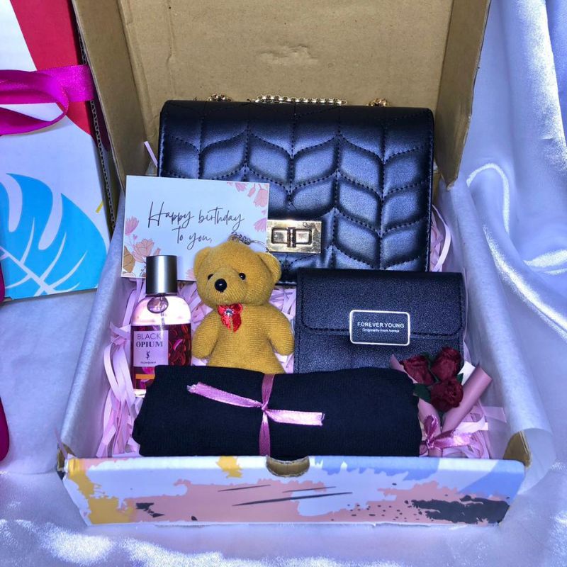 miffglow - Hampers gift box Tas jilbab boneka dompet wanita kado pacar kado sahabat hampers unik kado unik kado wisuda kado aniversarry kado valentine