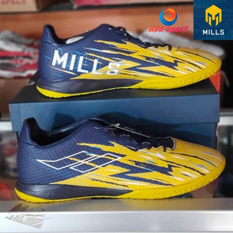 sepatu futsal mills xyclops blast in