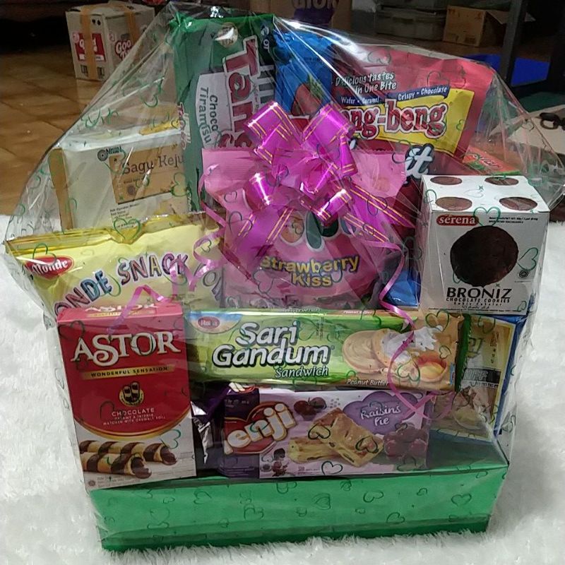 Parcell//Bingkisan//hampers lebaran//Natal//ultah//imlek