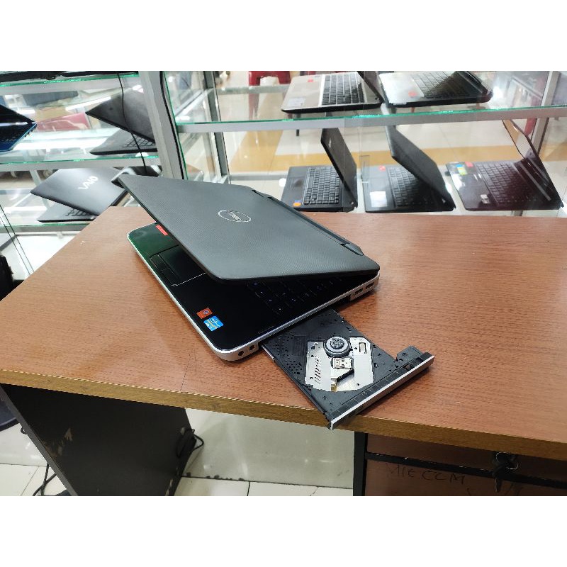 Laptop Dell intel core i3-3110M RAM 4GB HDD 500GB siap pakai kondisi mulus