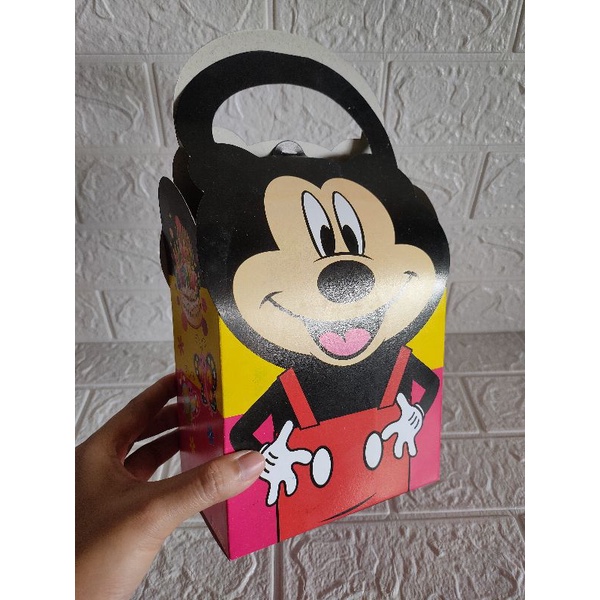 

Snack Box Ultah (isi 10 pcs)