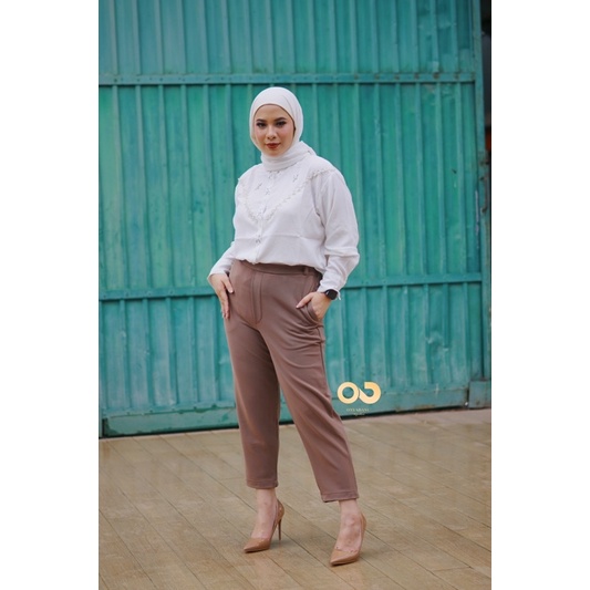 Corla Pants by OnyaDanu Signature