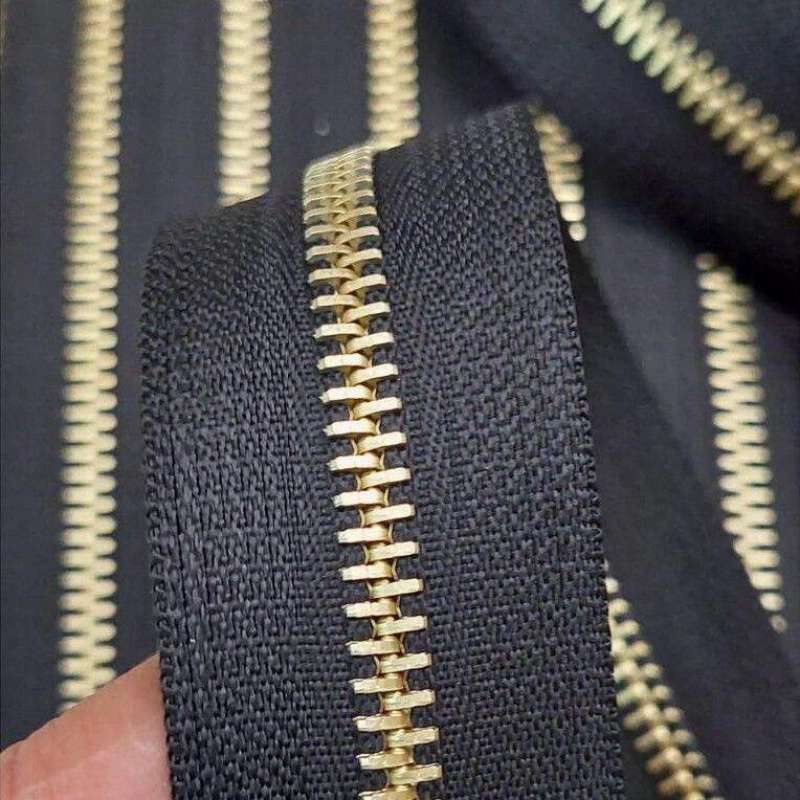 YKK 05 RG Chain Zipper Resleting Gold Emas Roll
