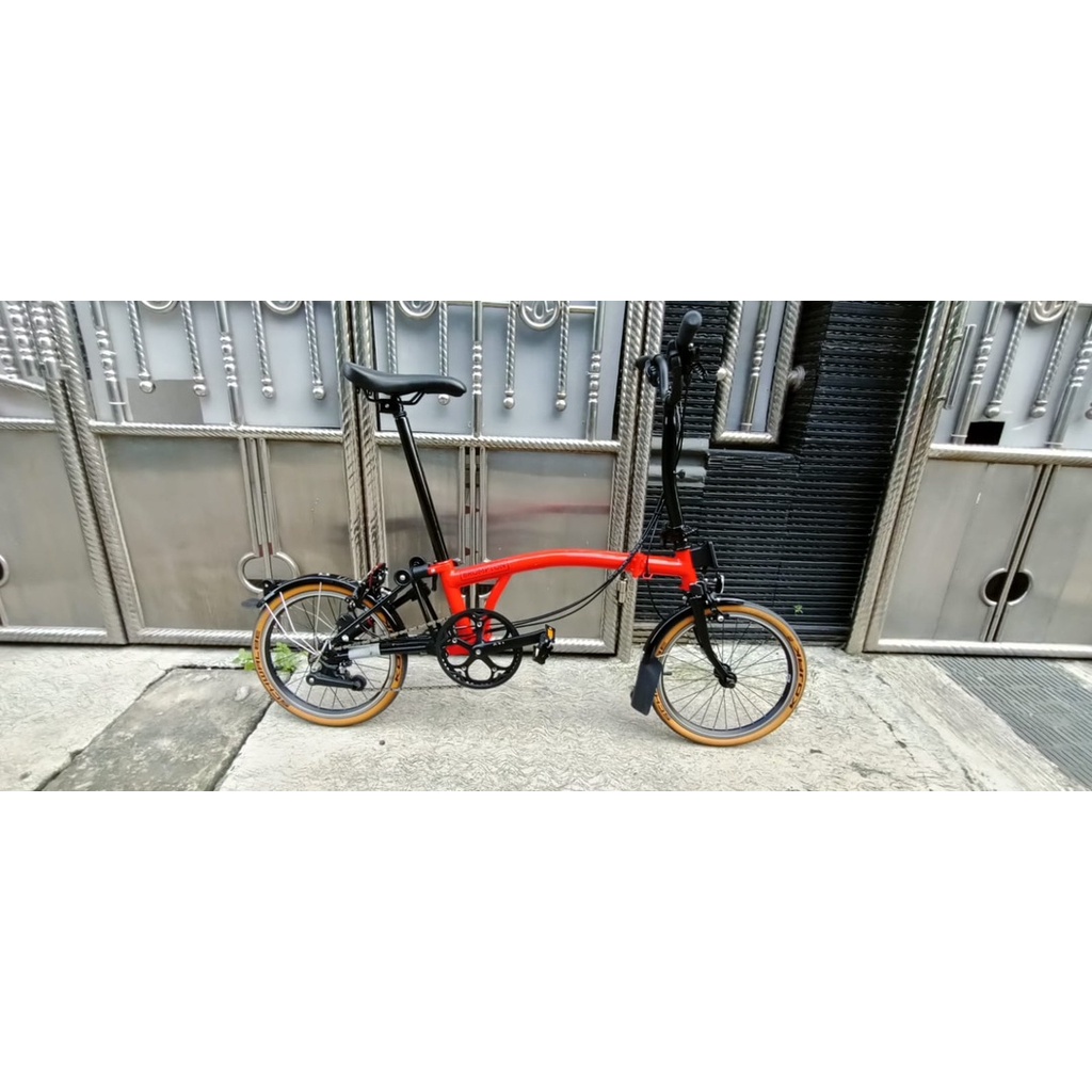 sepeda Brompton M6L Red Rocket Black Edition