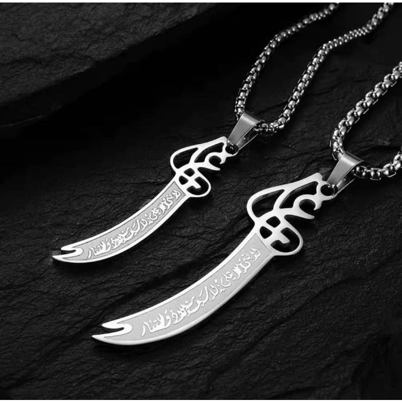 KALUNG RANTAI TITANIUM LIONTIN  ZULFIKAR