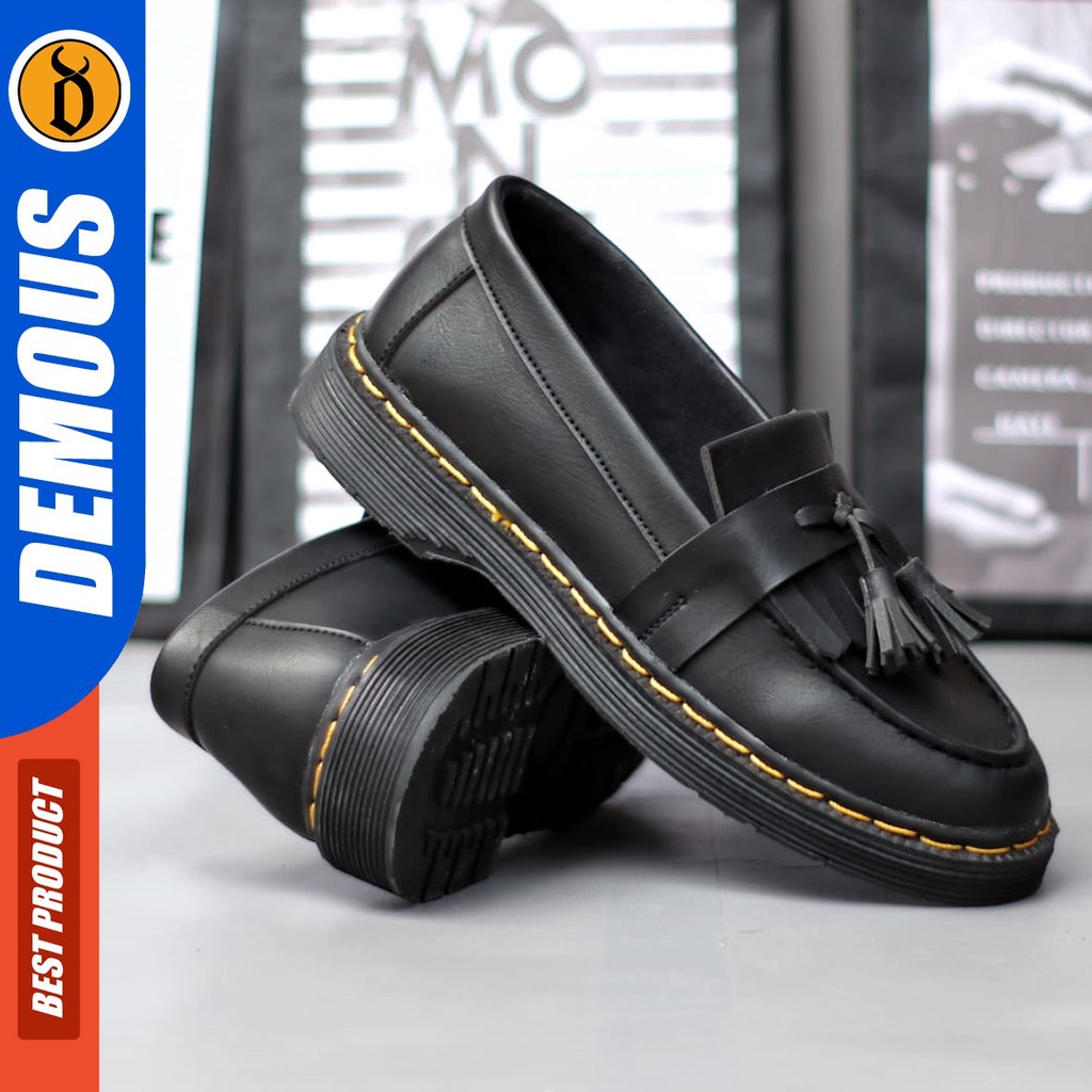 DEMOUS Kazama - Sepatu Formal Pantofel Boots Docmart Casual Kerja Hitam Pria