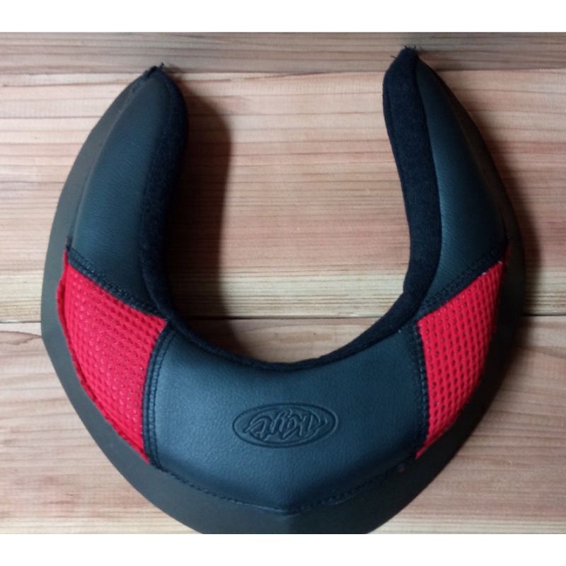 Busa leher helm KYT RC7 / neck roll kyt rc seven original