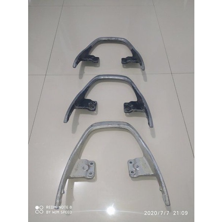 behel belakang megapro primus ori