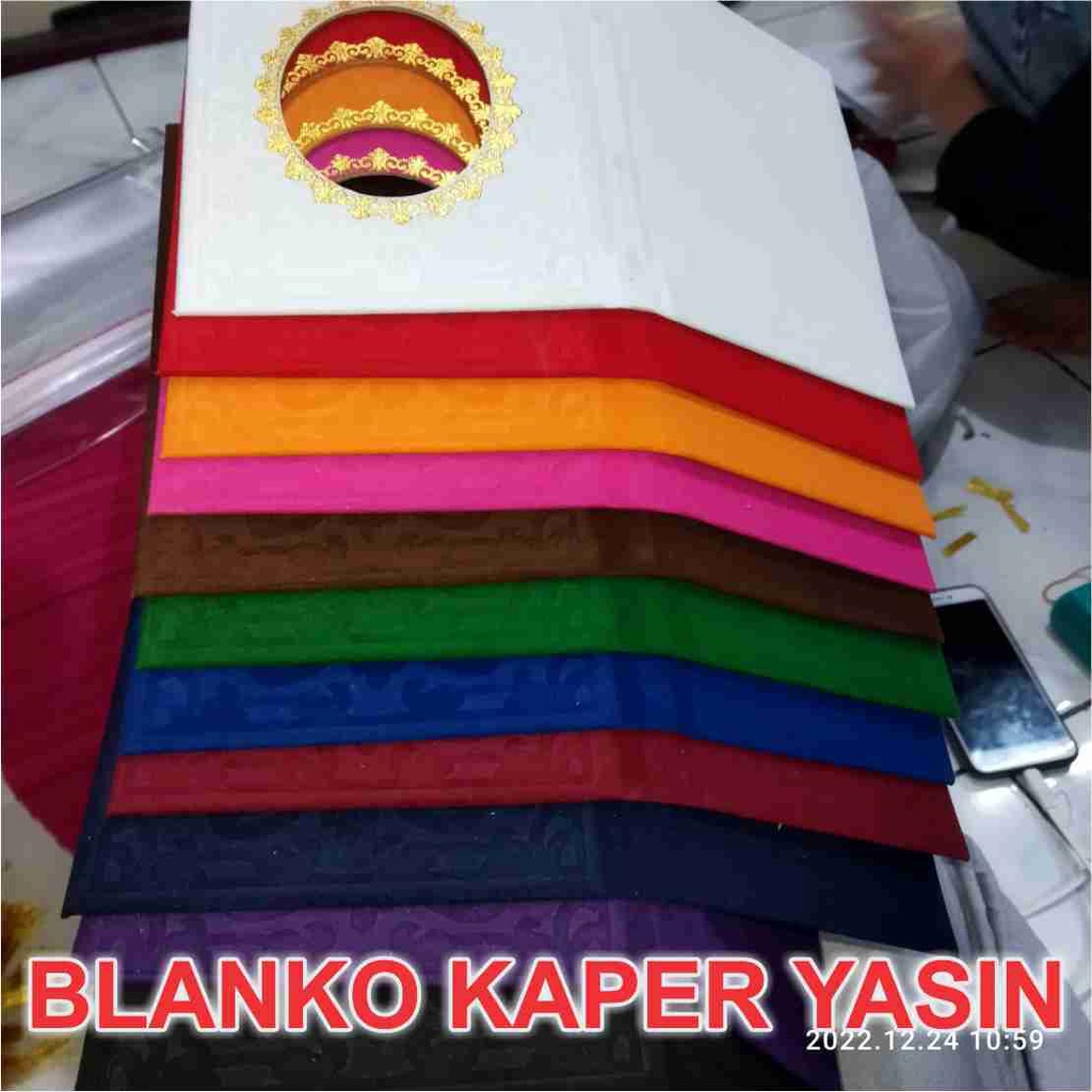 

Blanko Cover Yasin Bahan Bludru