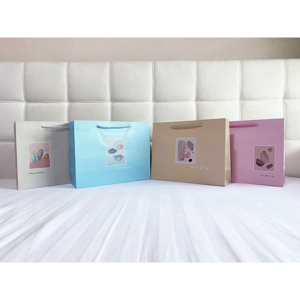 

Paper bag motif Best wishes / Tas Kado/ Shopping bag / Goodie bag / Tas Souvenir