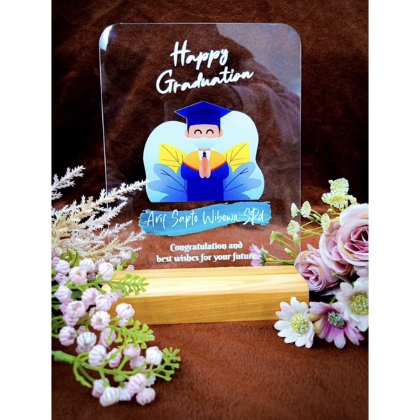 Custom Ilustrasi Acrylic/ Gift ulang tahun, wisuda, Pernikahan