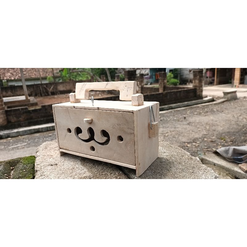 Kotak pikat burung kutilang box pikat kutilang catok kutilang