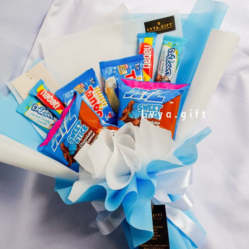 (SNACK 0066) Buket snack mix mini tema biru | Buket snack wisuda | Buket snack ulang tahun | Buket anniversary | Buket hari guru | Buket hari ibu | hadiah wisuda | kado ulang tahun