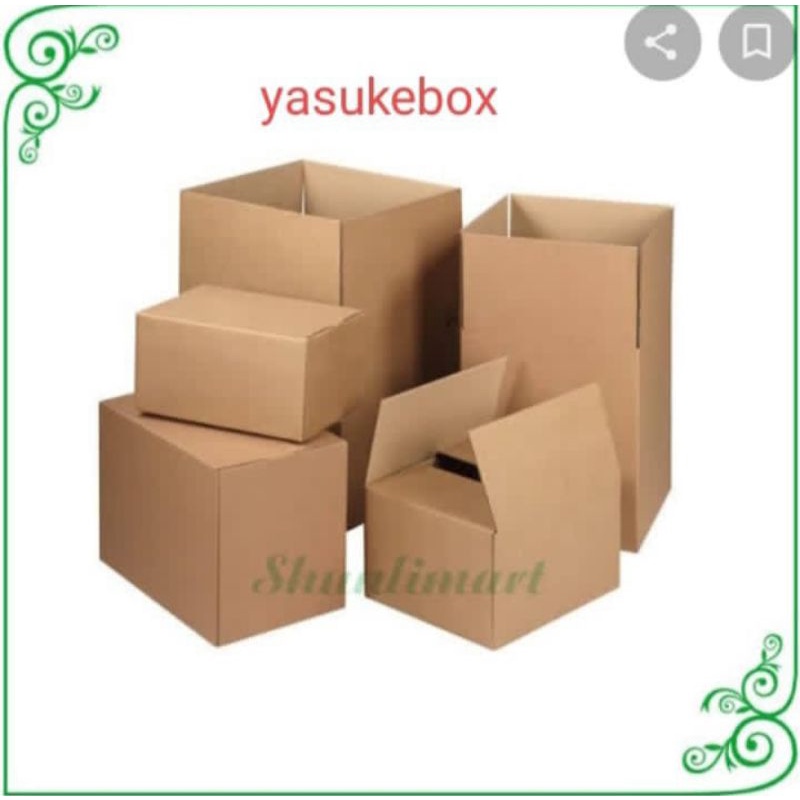 

dus UK.24x21x23cm doblewall luar polos dalem ada tulisan UK custom