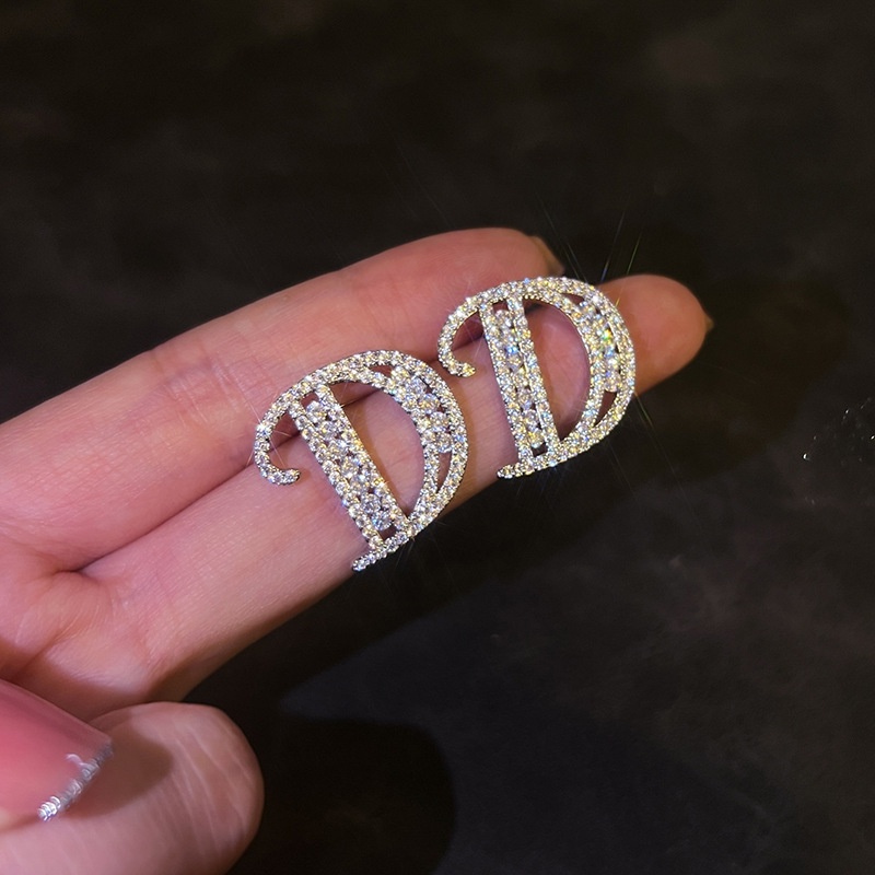 S925 Perak Jarum full Berlian D Huruf stud earrings Wanita Korea