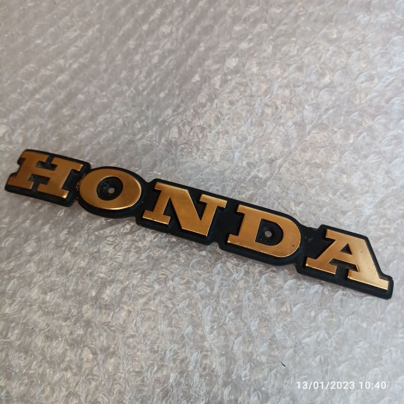 EMBLEM KIRI TANGKI TENGKI HONDA CG110 CG125 CG 110/125 CB200 CB 200 ORIGINAL NOS