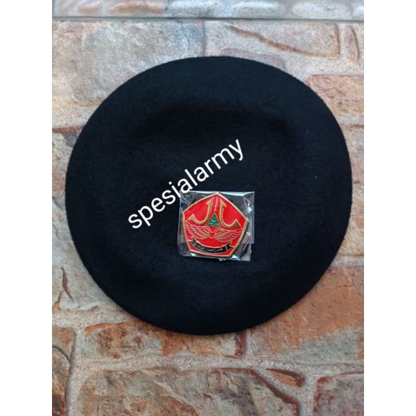 BARET HITAM CAMEL  PLES EMBLEM BANSER