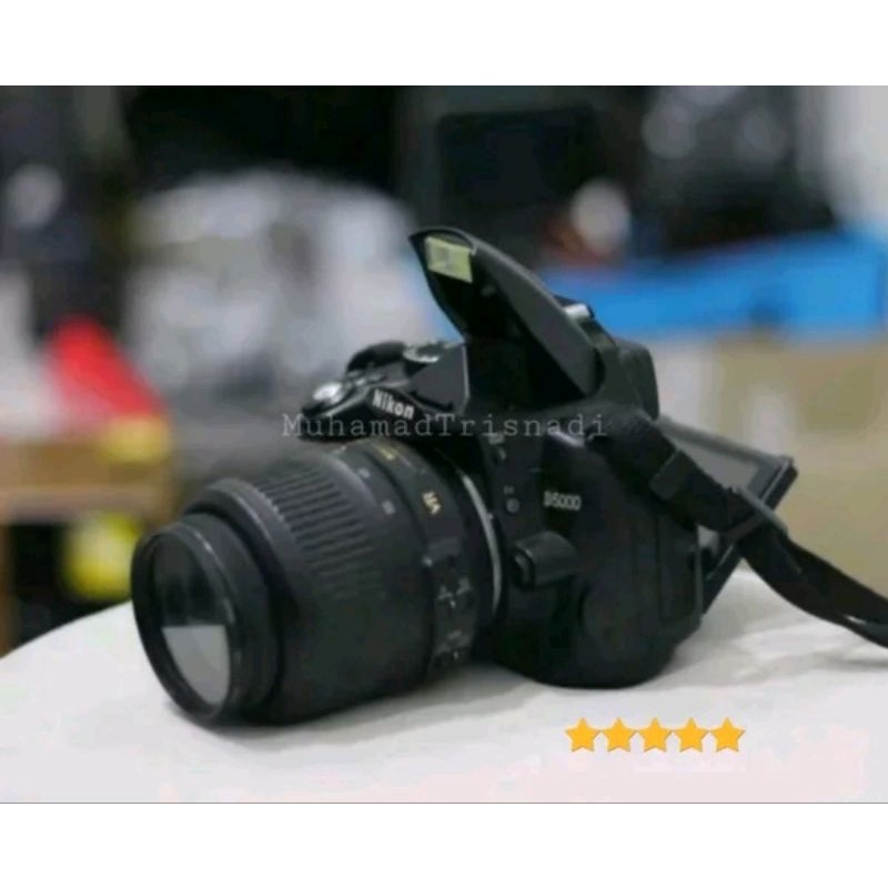 Camera Kamera DSLR SLR Nikon D5000 Lensa 18-55mm Hitam Murah