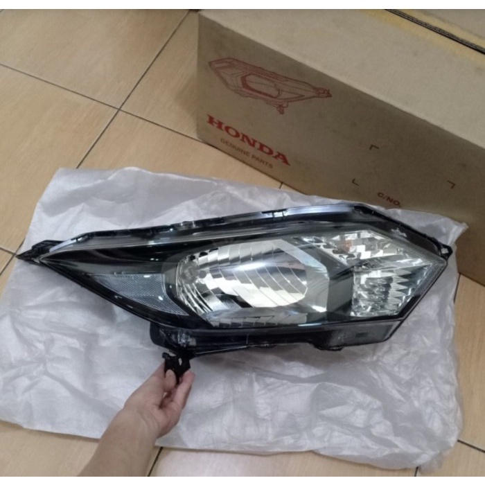 {BEKAS} Headlamp honda hrv original Murah