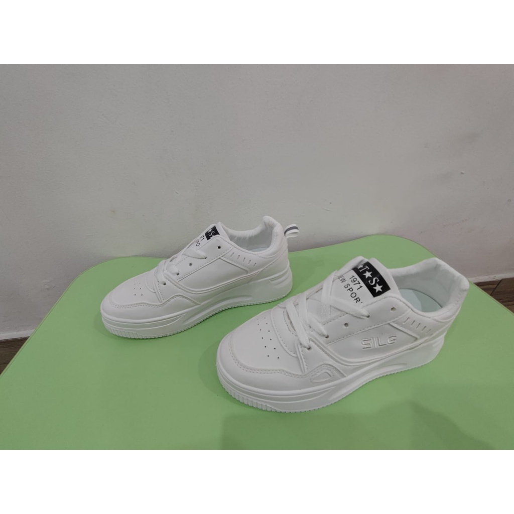 12.12 SALE!!! SEPATU SNEAKERS WANITA IMPORT - 8050 FREE KOTAK SEPATU!!!