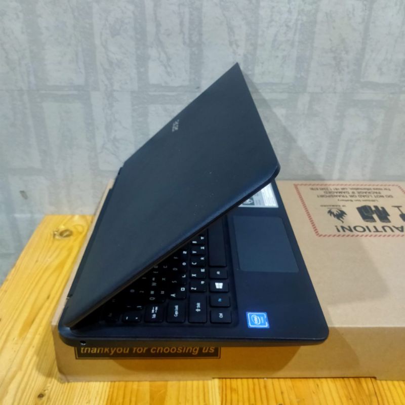 Notebook Acer Intel Celeron - N3350/N3050 Os. Windows 10 Full aplikasi siap pakai