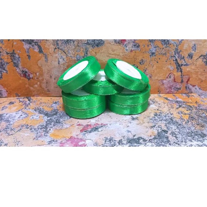 

pita satin 2cm (hijau list perak)