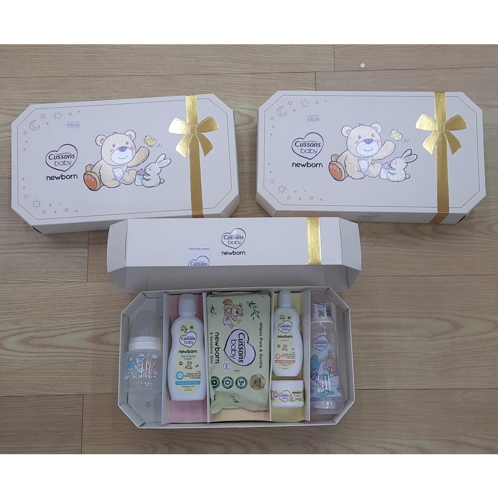 Cussons Baby Newborn Premium Gift Box / Paket Lengkap Botol