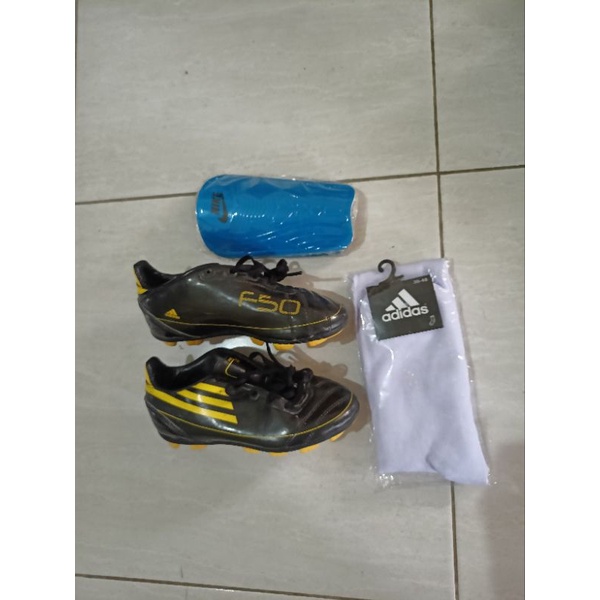 sepatu bola anak size 30
